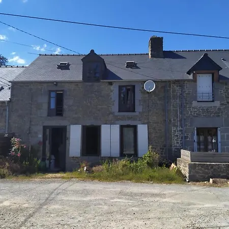 Maison En Granit Bleue Habitación en casa particular