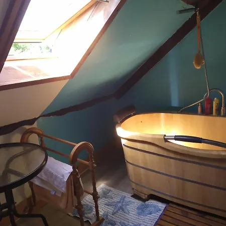 Maison En Granit Bleue Habitación en casa particular