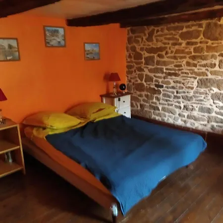 Maison En Granit Bleue Habitación en casa particular